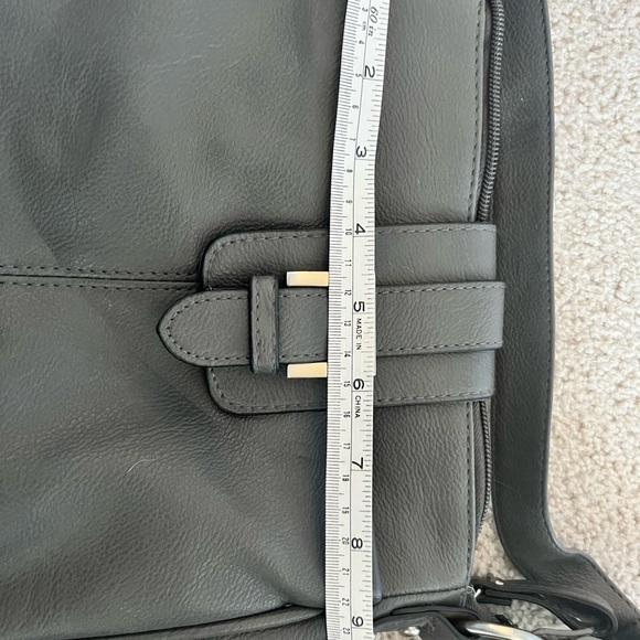 Beautiful gray purse - Picture 9 of 9